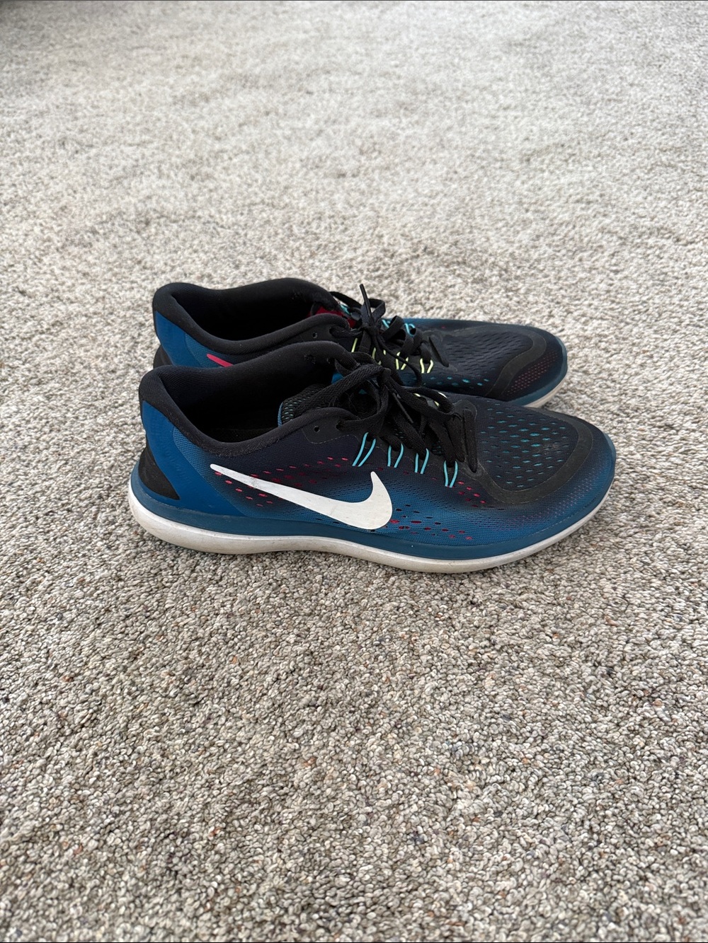 Nike Women's Flex 2017 RN running shoes 11.5M